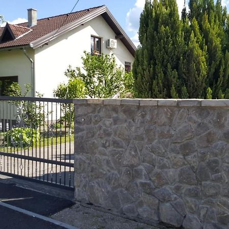 Apartman "Em" Bihać Exterior foto