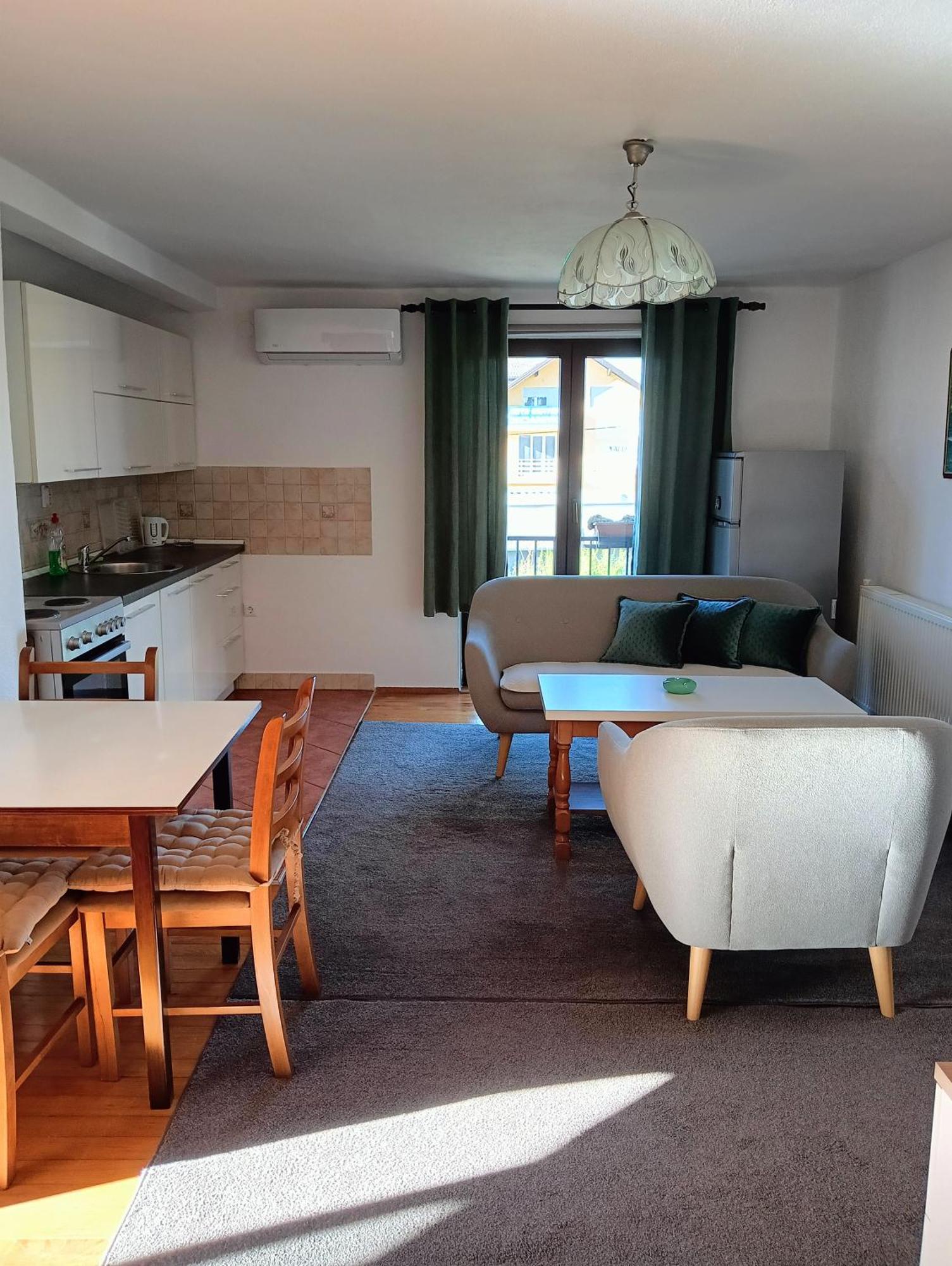 Apartman "Em" Bihać Zimmer foto