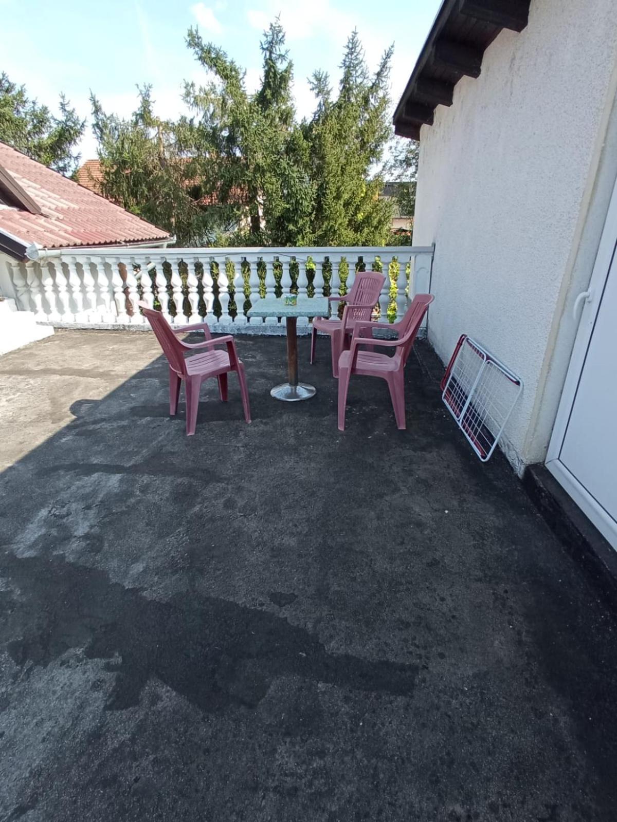 Apartman "Em" Bihać Exterior foto